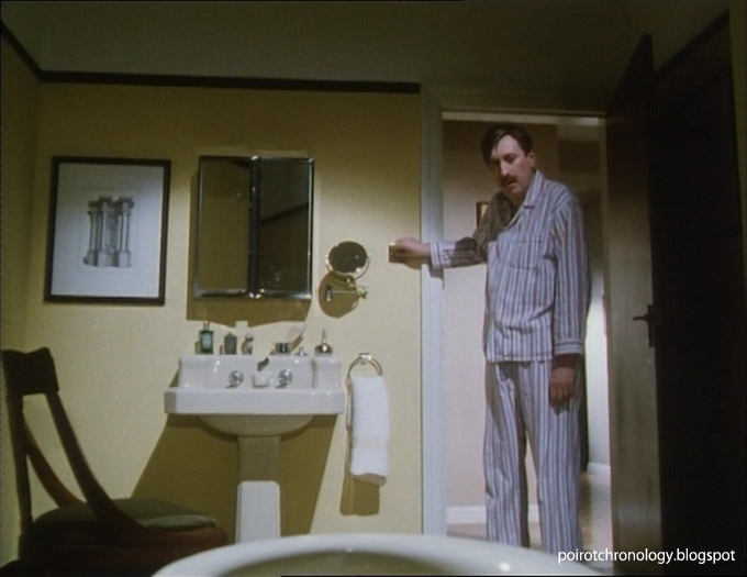 Poirot art deco_fürdőszoba